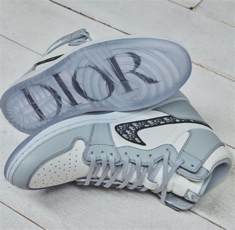 nike dior enfant|dior shoes for boys.